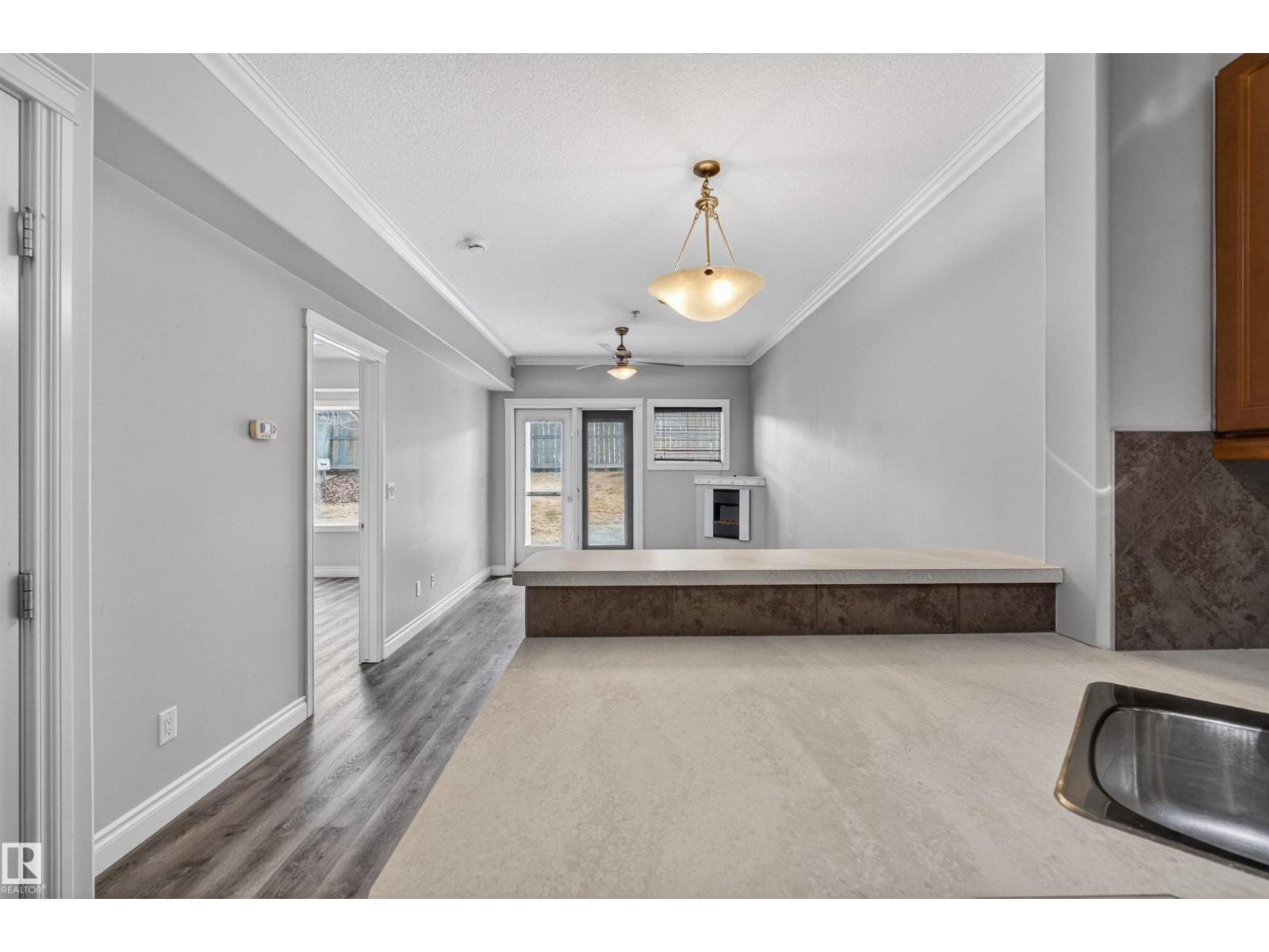 #104 10121 80 AV NW, Edmonton