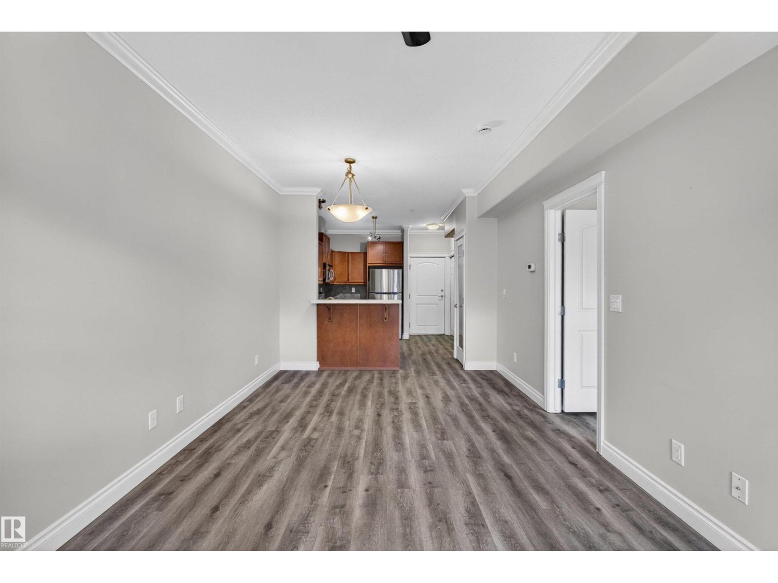 #104 10121 80 AV NW, Edmonton