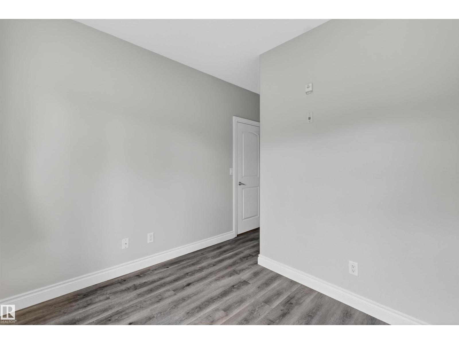 #104 10121 80 AV NW, Edmonton