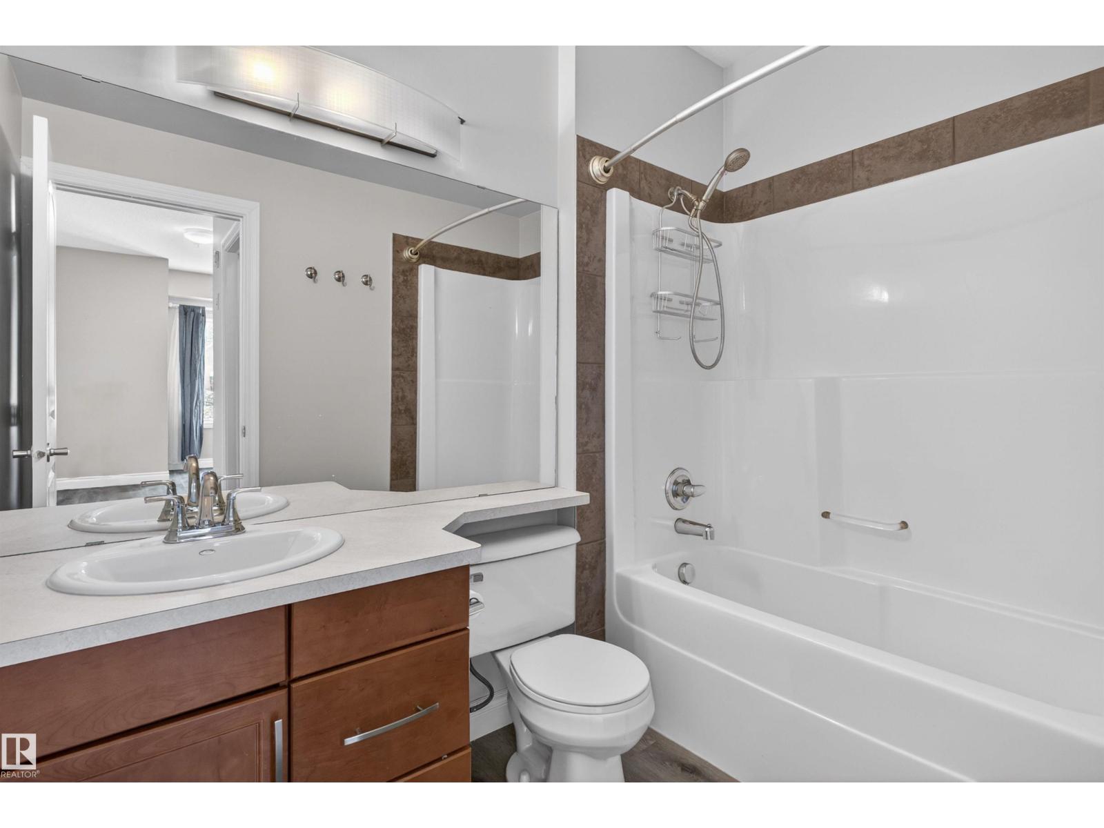 #104 10121 80 AV NW, Edmonton