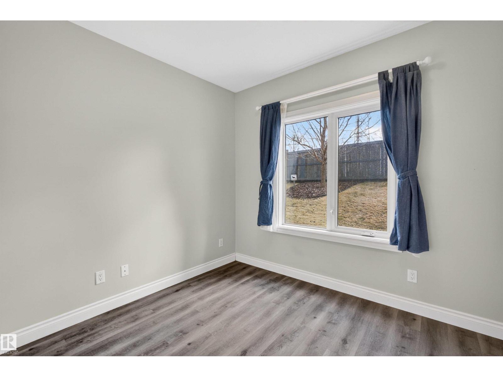 #104 10121 80 AV NW, Edmonton