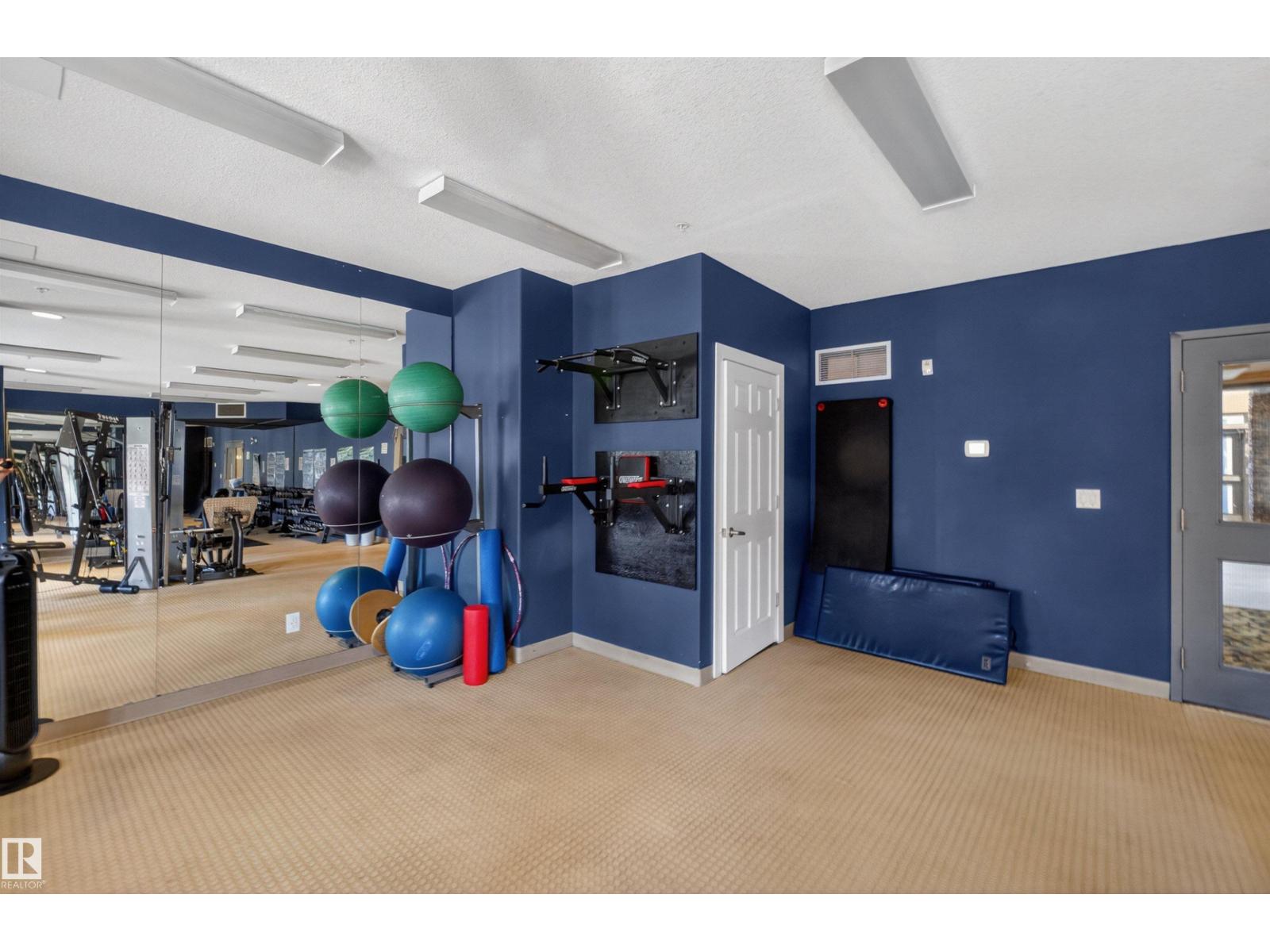 #104 10121 80 AV NW, Edmonton