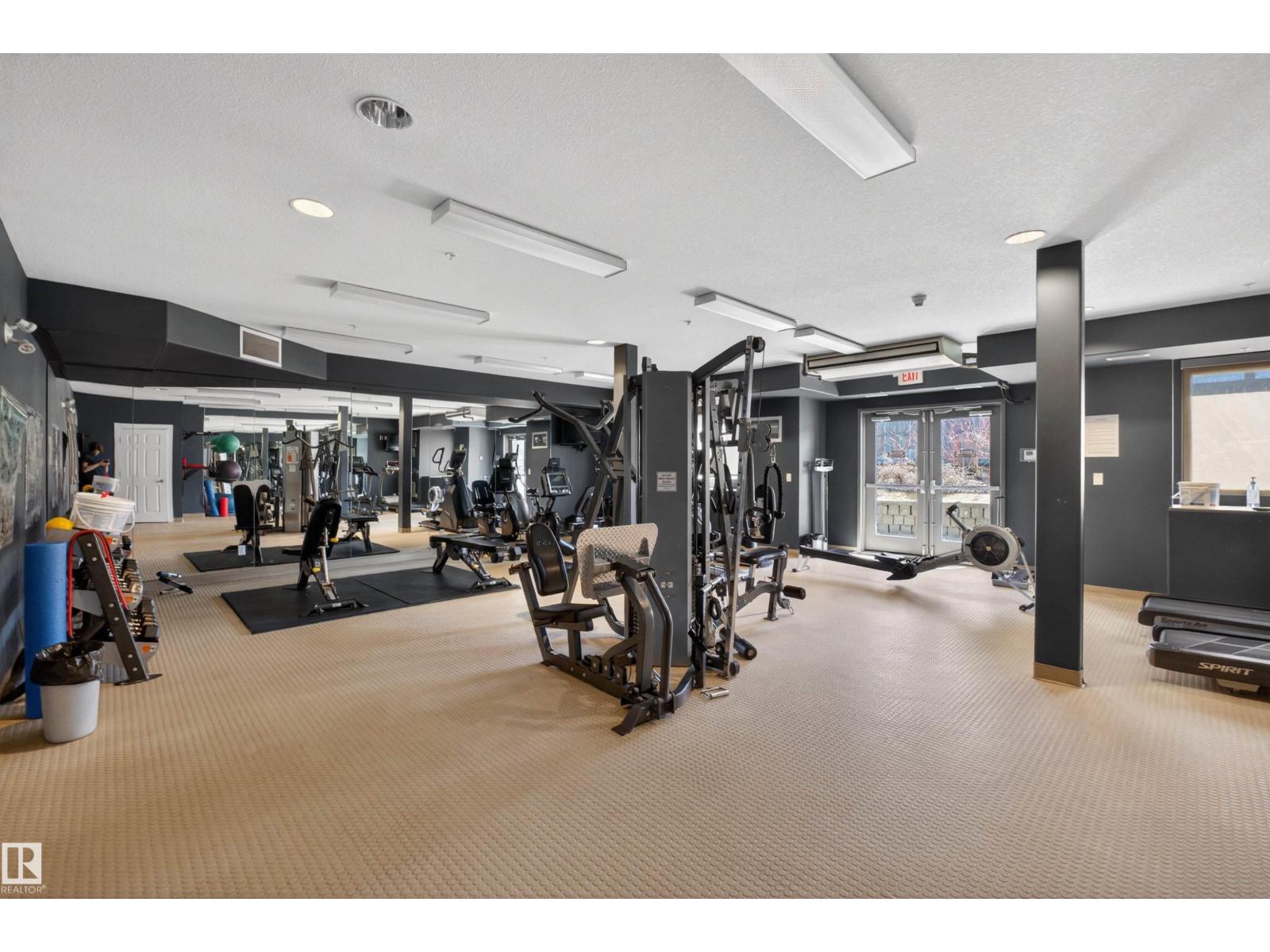 #104 10121 80 AV NW, Edmonton