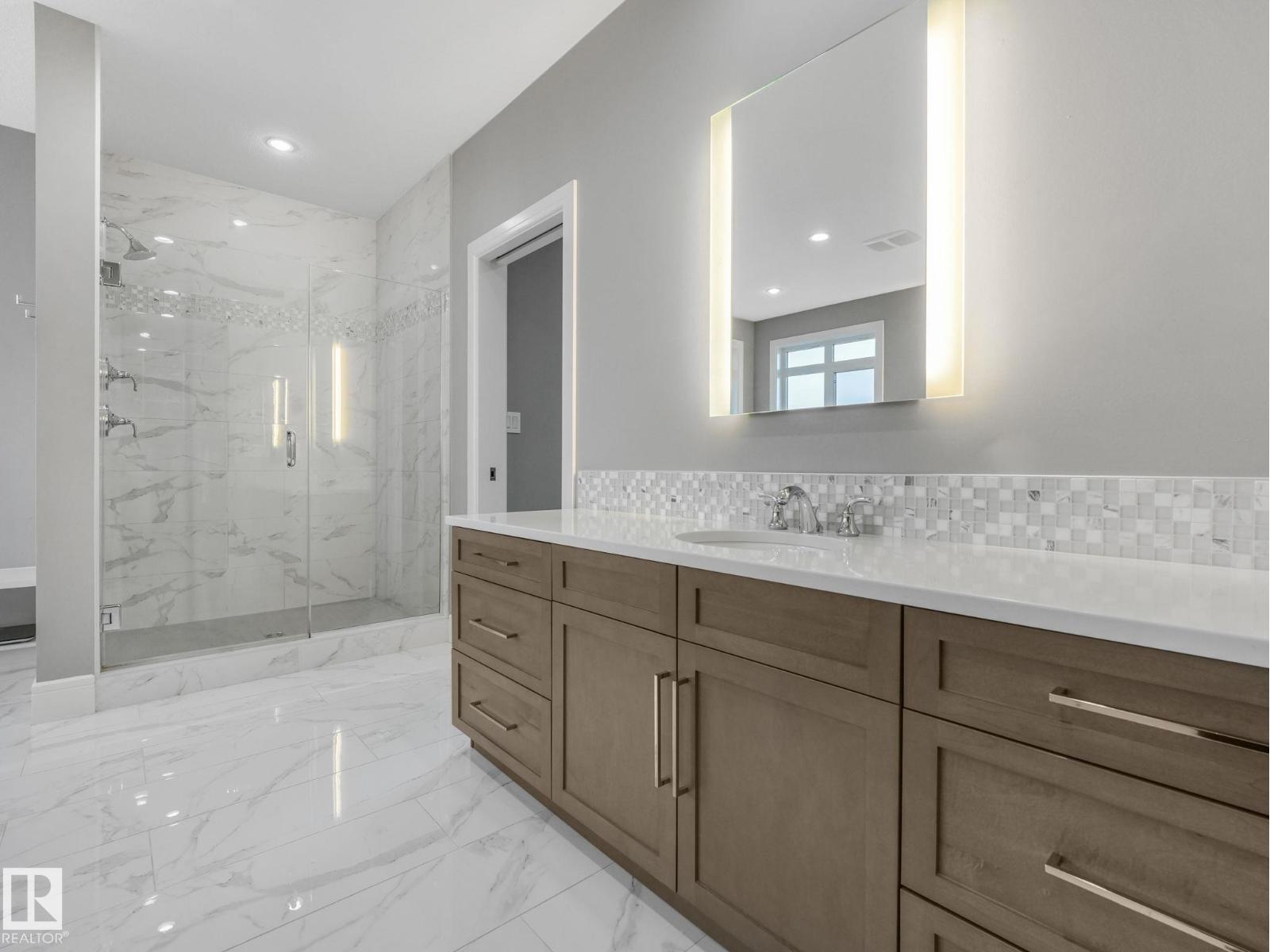 8927 120 ST NW, Edmonton