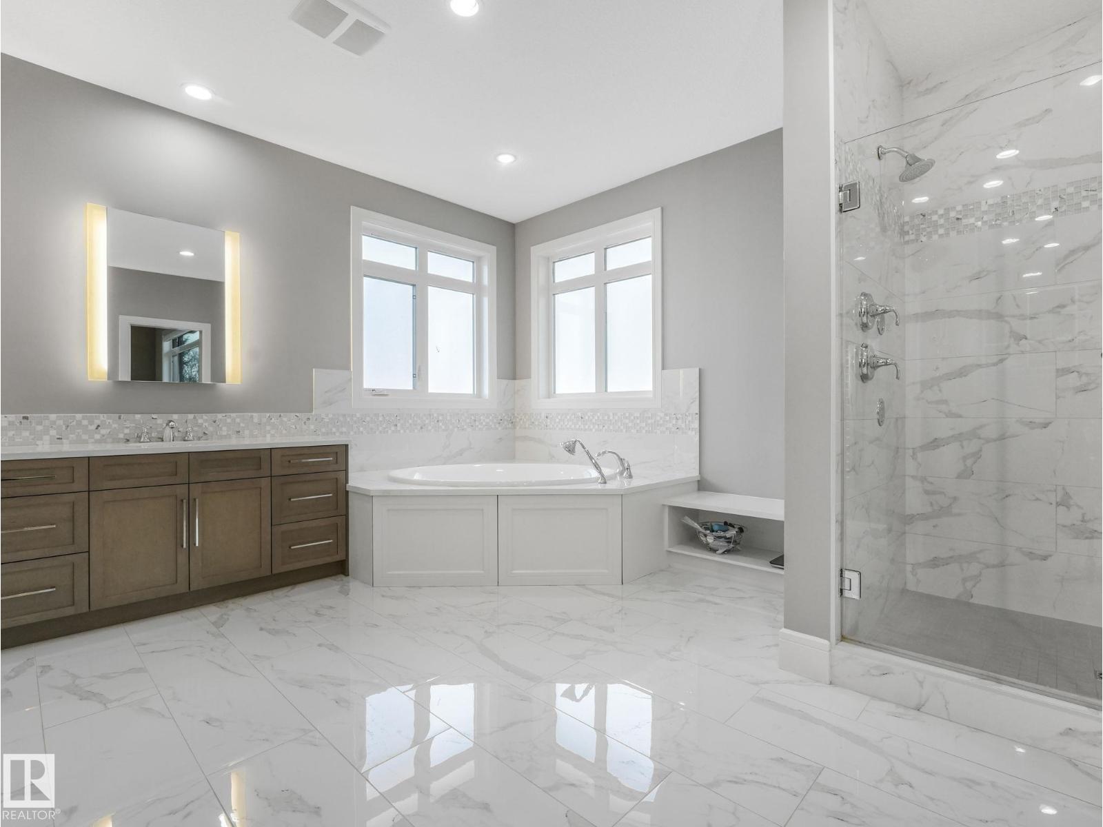 8927 120 ST NW, Edmonton