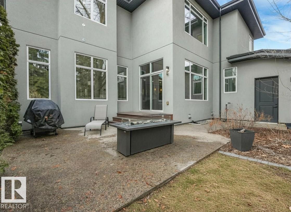 8927 120 ST NW, Edmonton