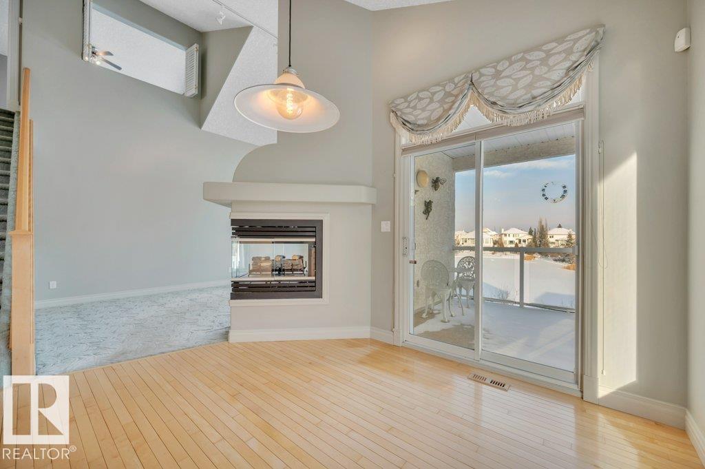 877 NOTTINGHAM BV, Sherwood Park