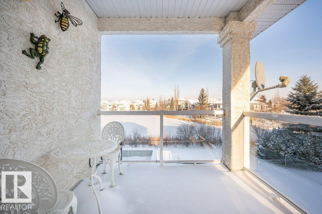 877 NOTTINGHAM BV, Sherwood Park