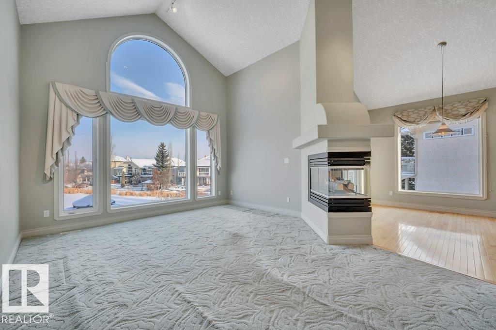 877 NOTTINGHAM BV, Sherwood Park