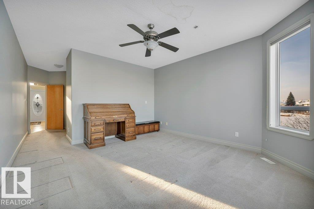 877 NOTTINGHAM BV, Sherwood Park