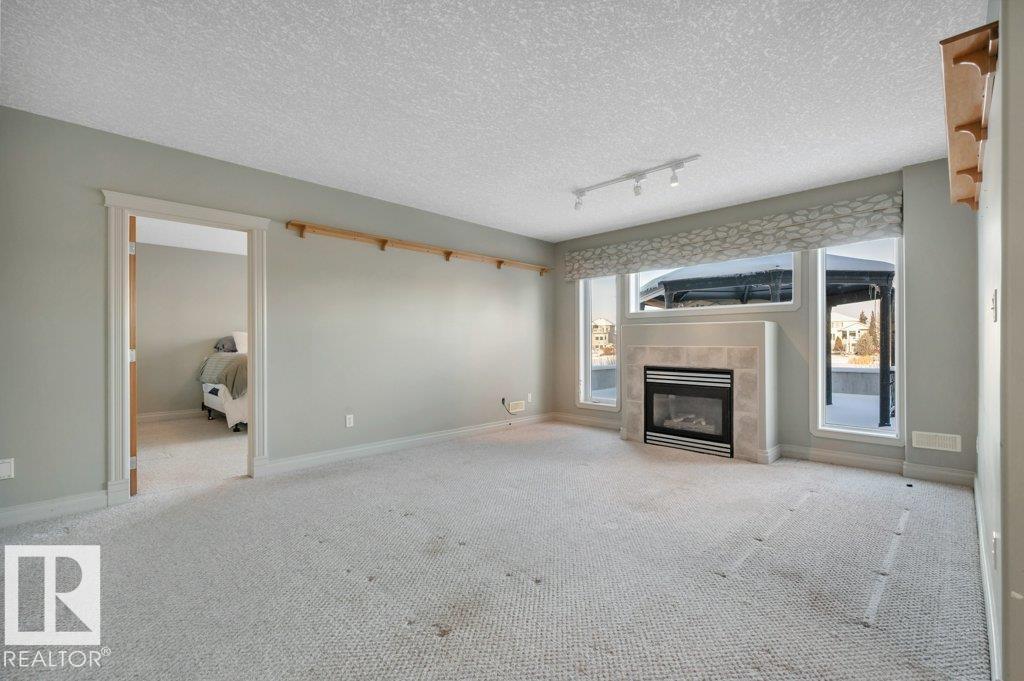 877 NOTTINGHAM BV, Sherwood Park