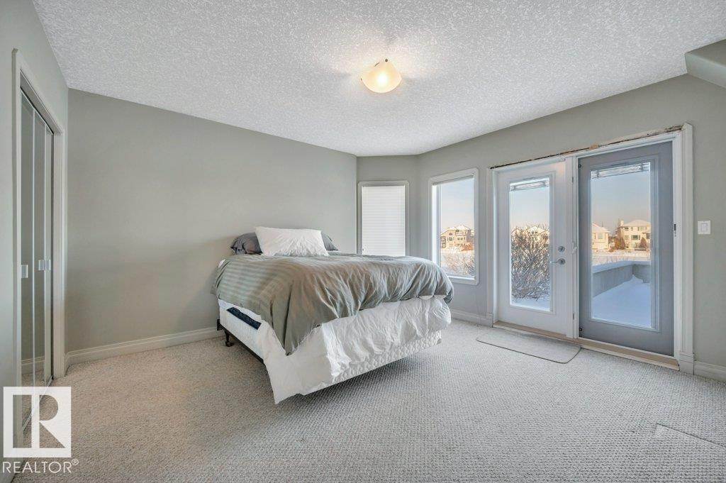 877 NOTTINGHAM BV, Sherwood Park