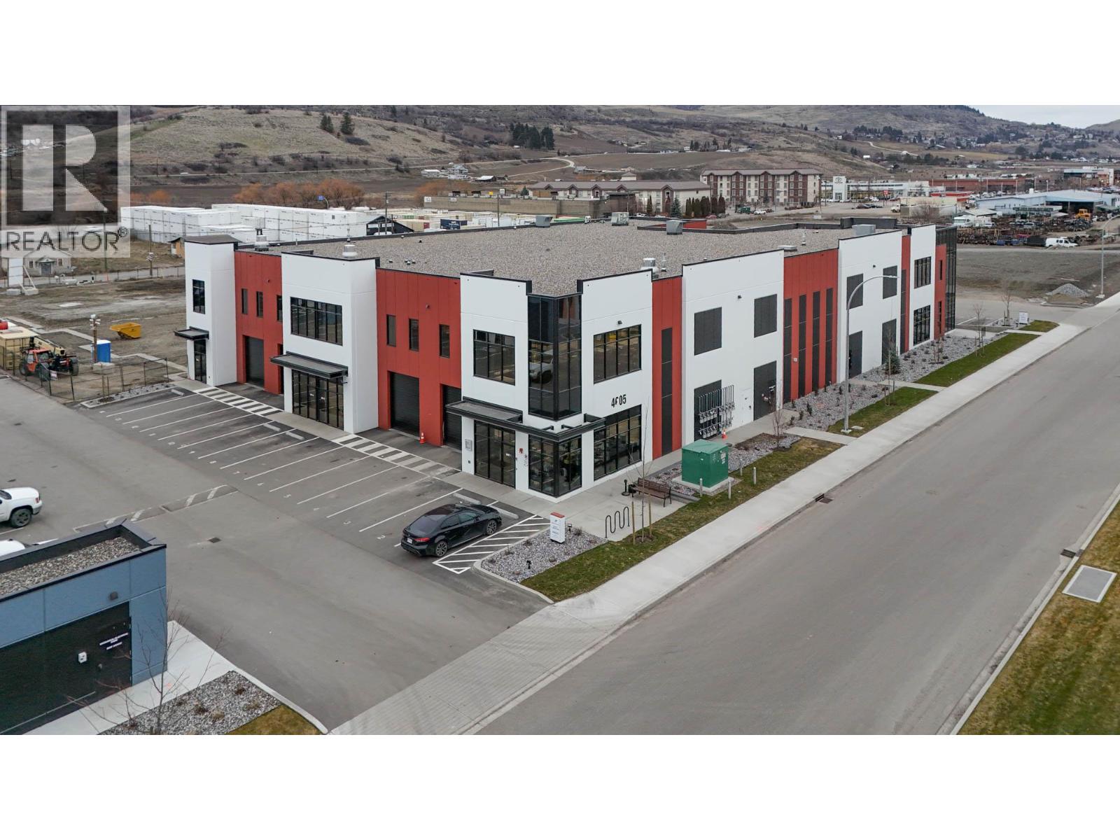 9, 10 & 14 4605 34th Street, Vernon