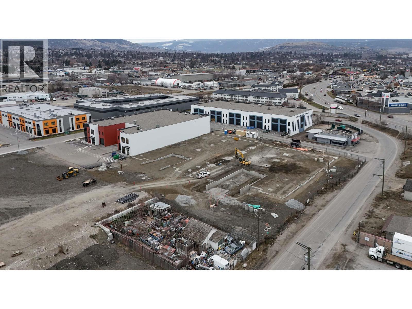 9, 10 & 14 4605 34th Street, Vernon