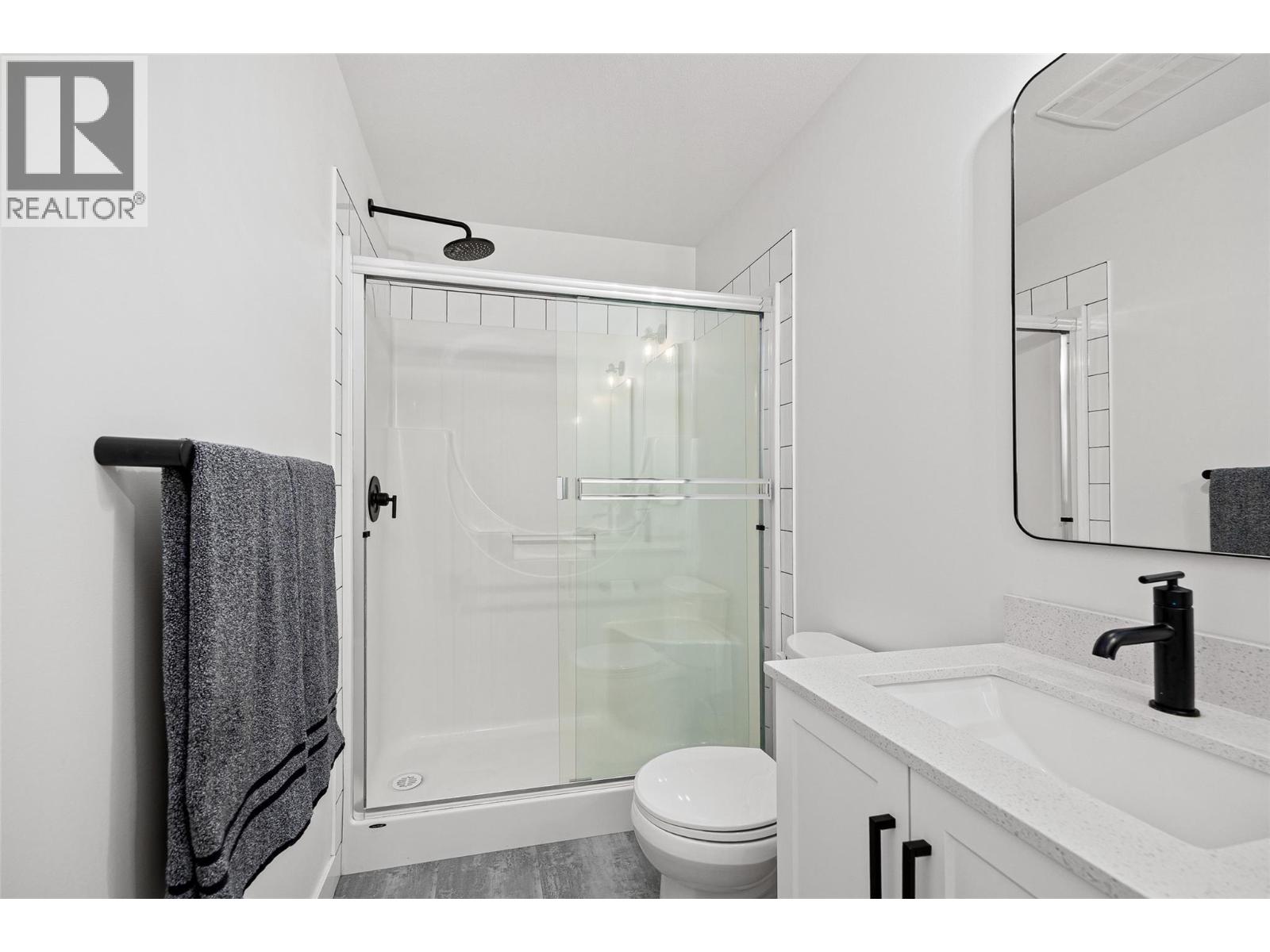 12075 Oceola Road Unit# 38, Lake Country