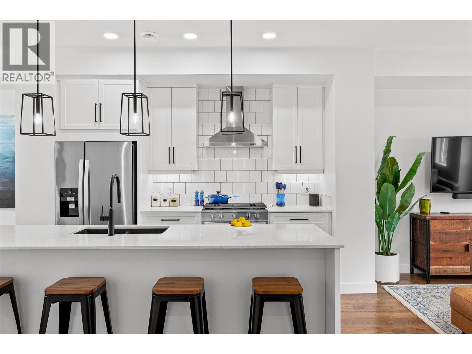 12075 Oceola Road Unit# 38, Lake Country