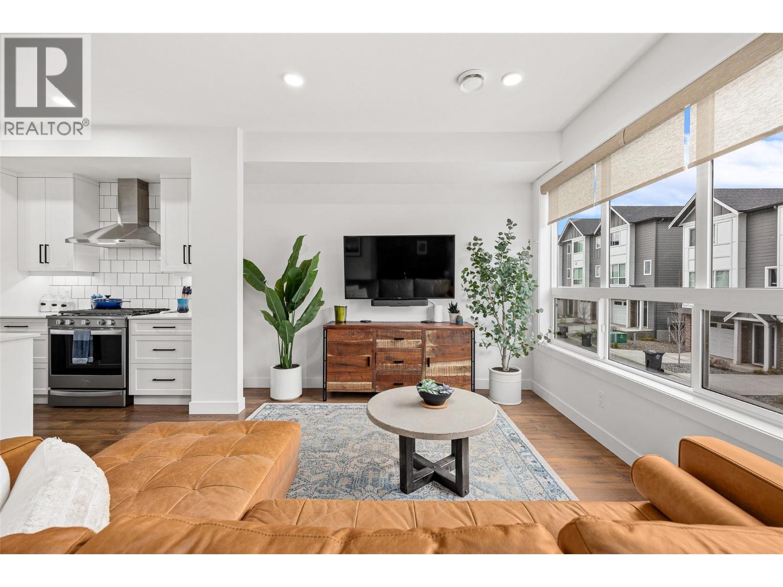 12075 Oceola Road Unit# 38, Lake Country