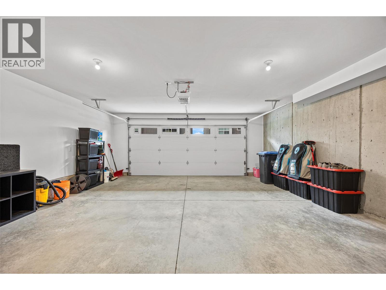 12075 Oceola Road Unit# 38, Lake Country