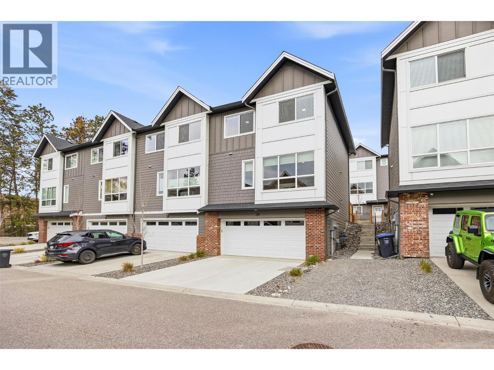 12075 Oceola Road Unit# 38, Lake Country