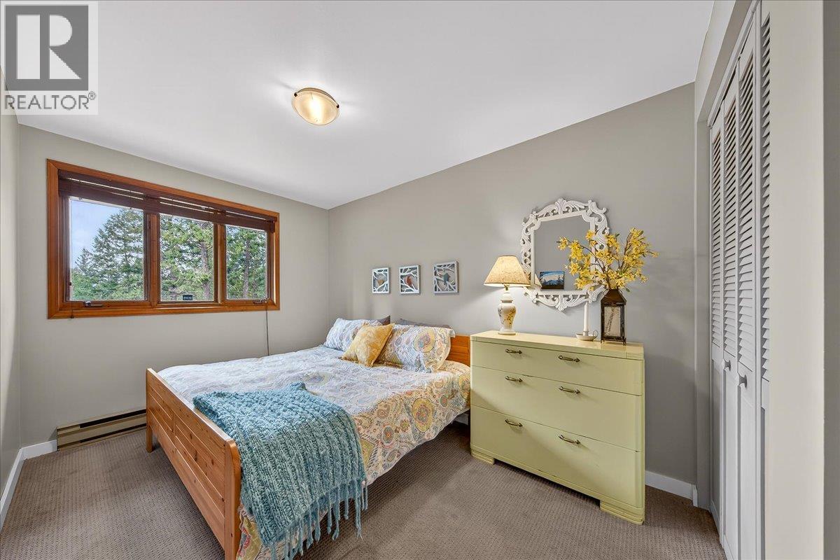 8076 McIntosh Loop Road - 27