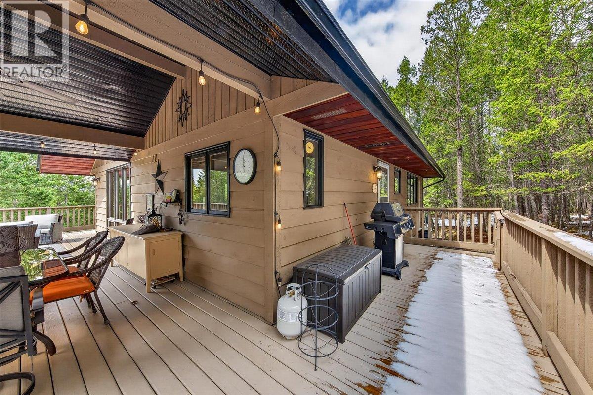 8076 McIntosh Loop Road - 36