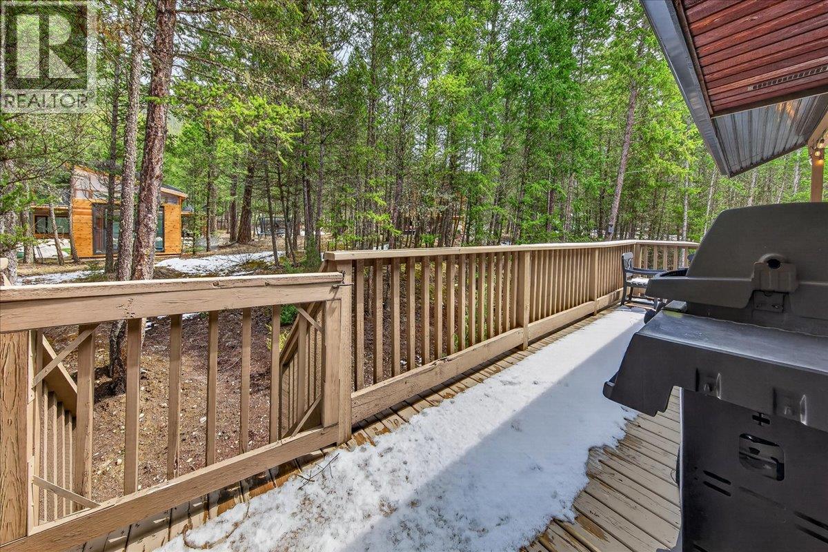 8076 McIntosh Loop Road - 37