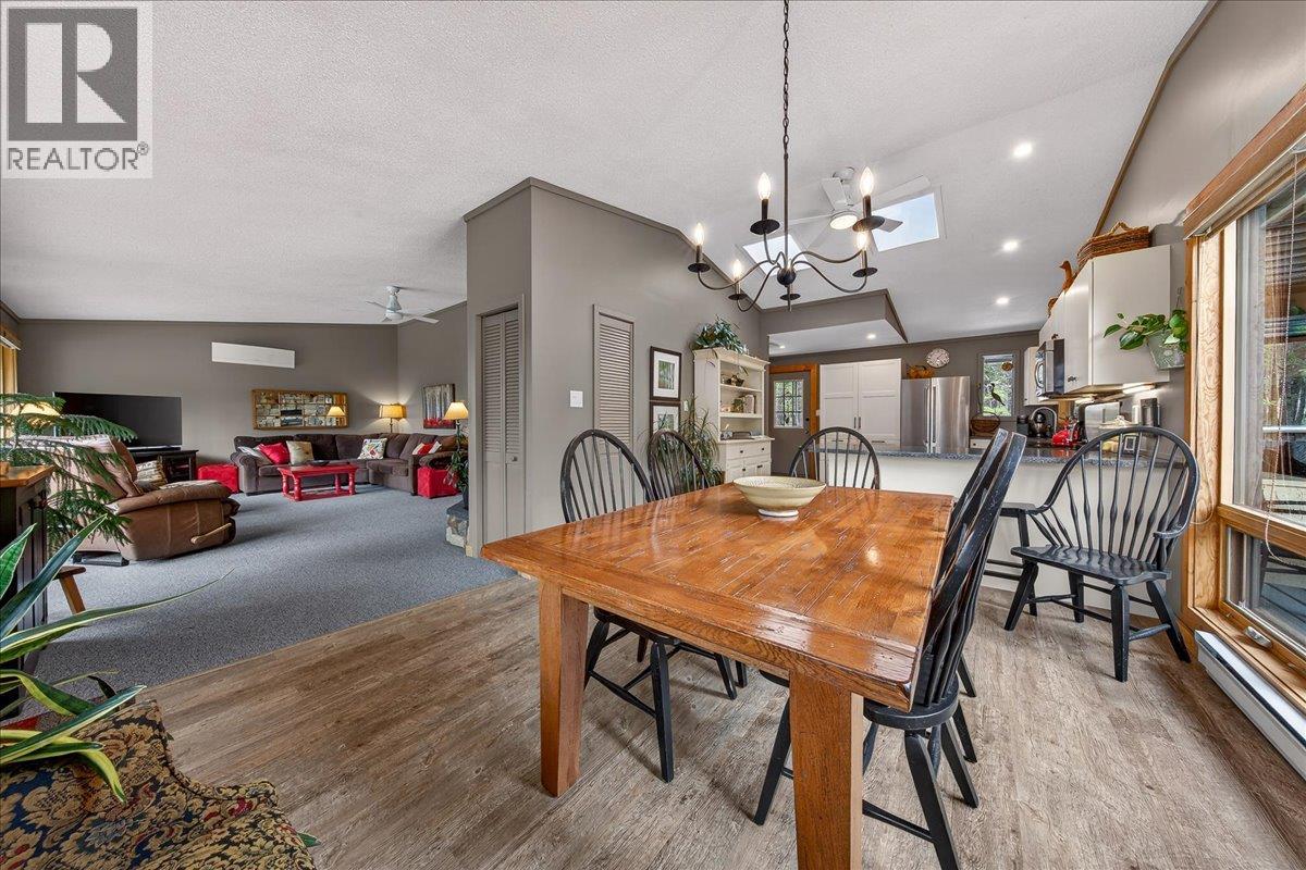 8076 McIntosh Loop Road - 12