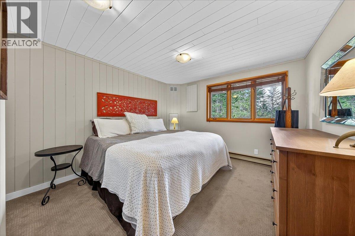 8076 McIntosh Loop Road - 24