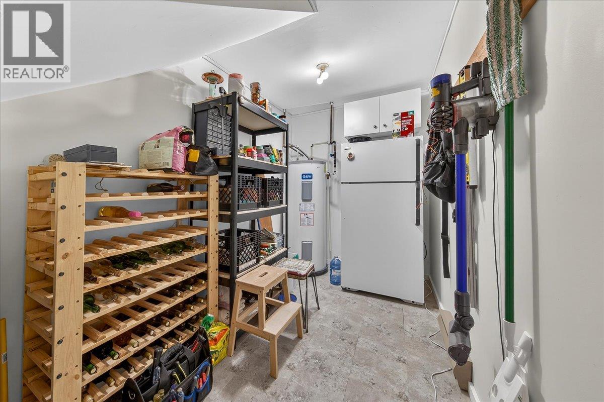 8076 McIntosh Loop Road - 28