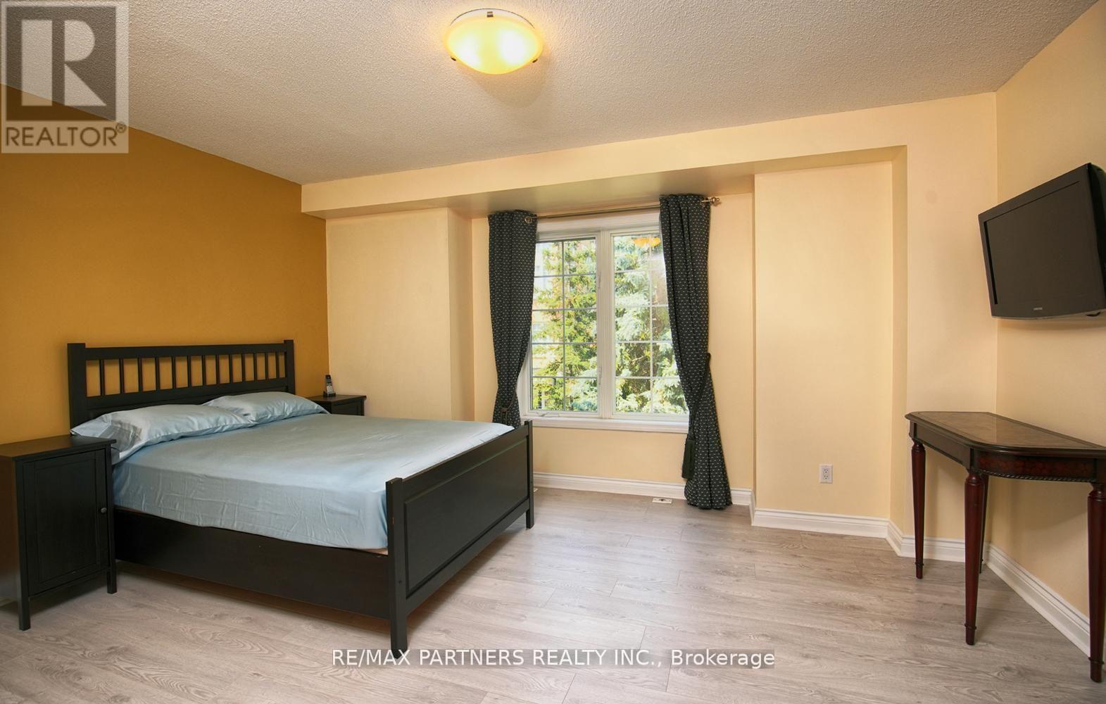 #11 23 ST MORITZ WAY - 17