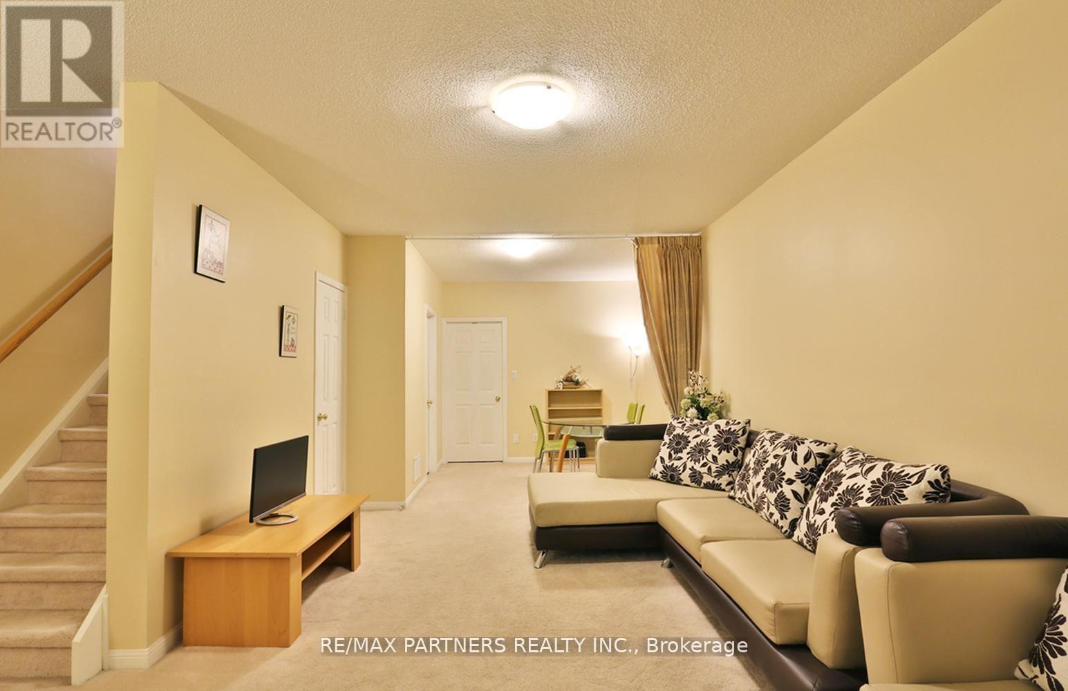 #11 23 ST MORITZ WAY - 21