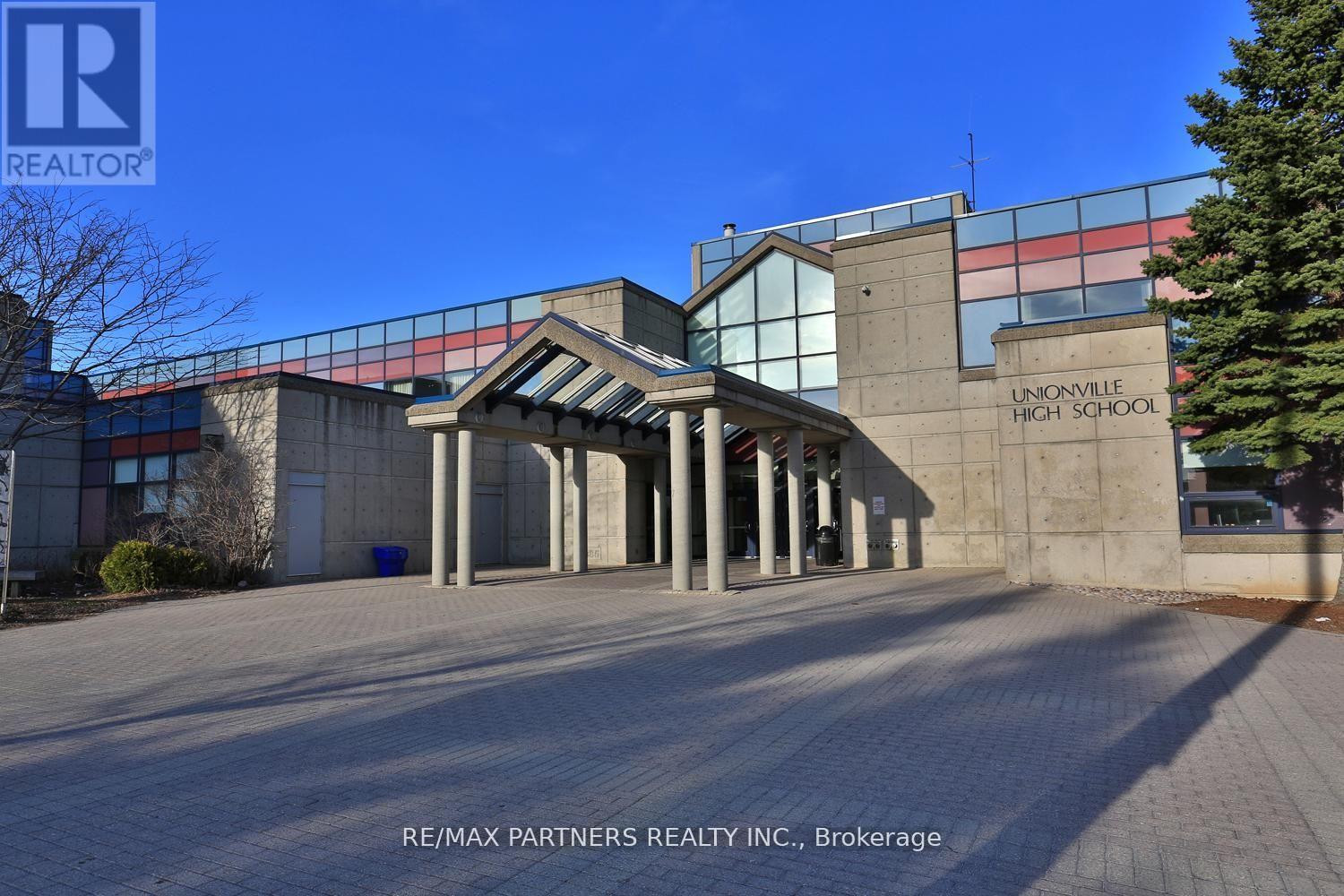 #11 23 ST MORITZ WAY - 29