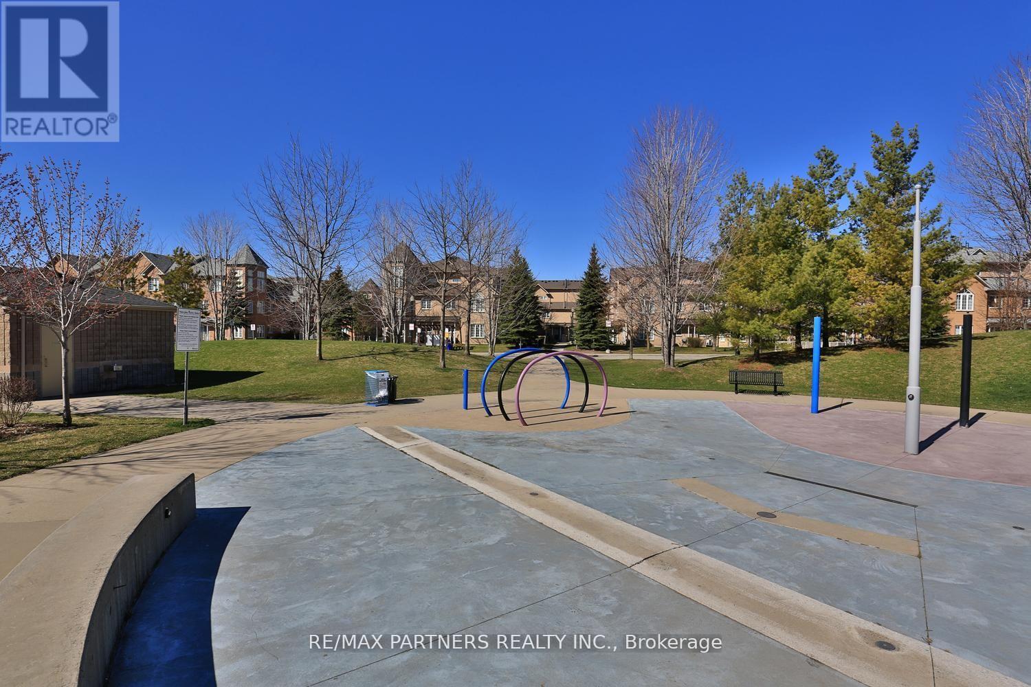 #11 23 ST MORITZ WAY - 31