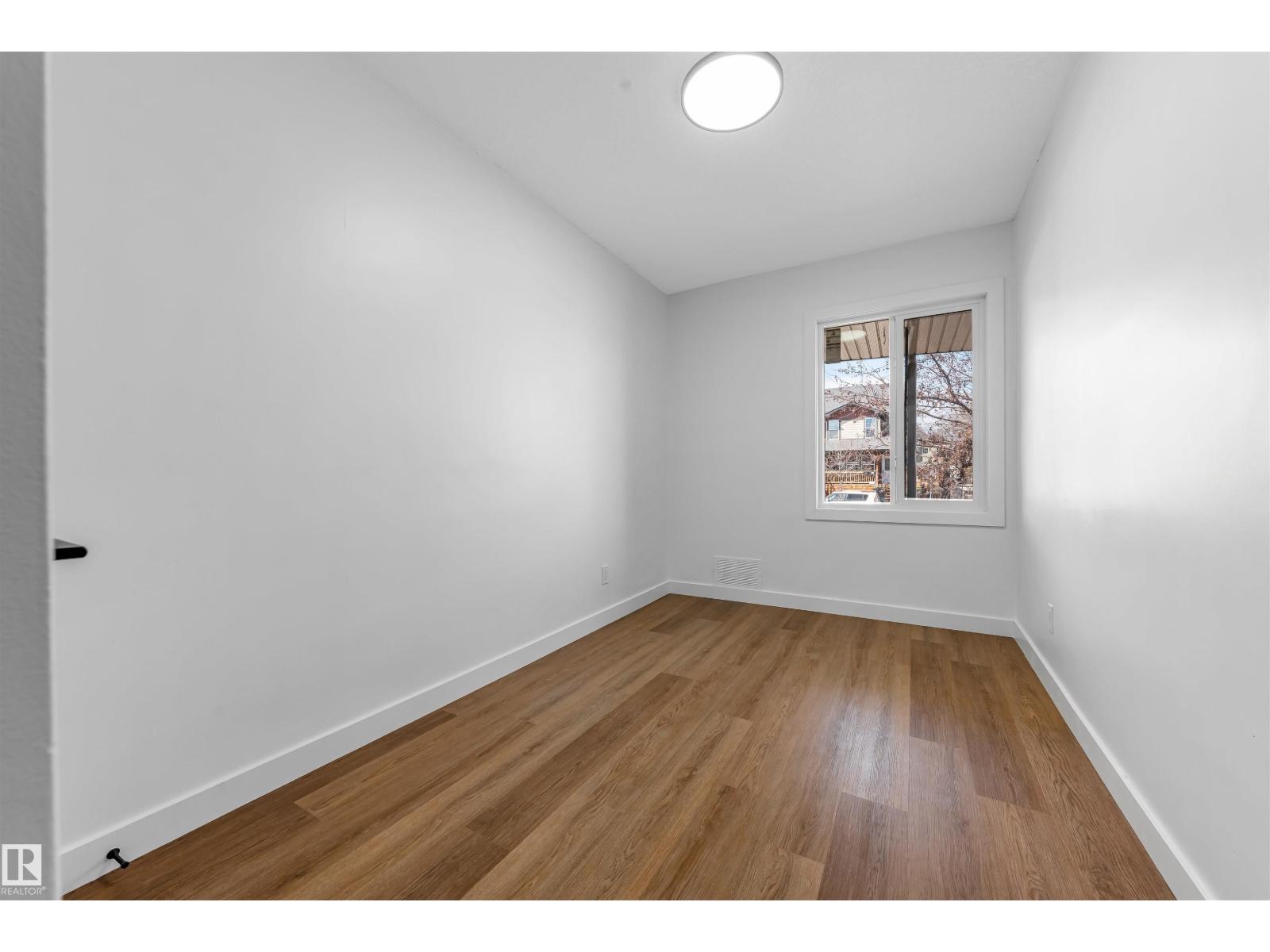 12033 54 ST NW, Edmonton