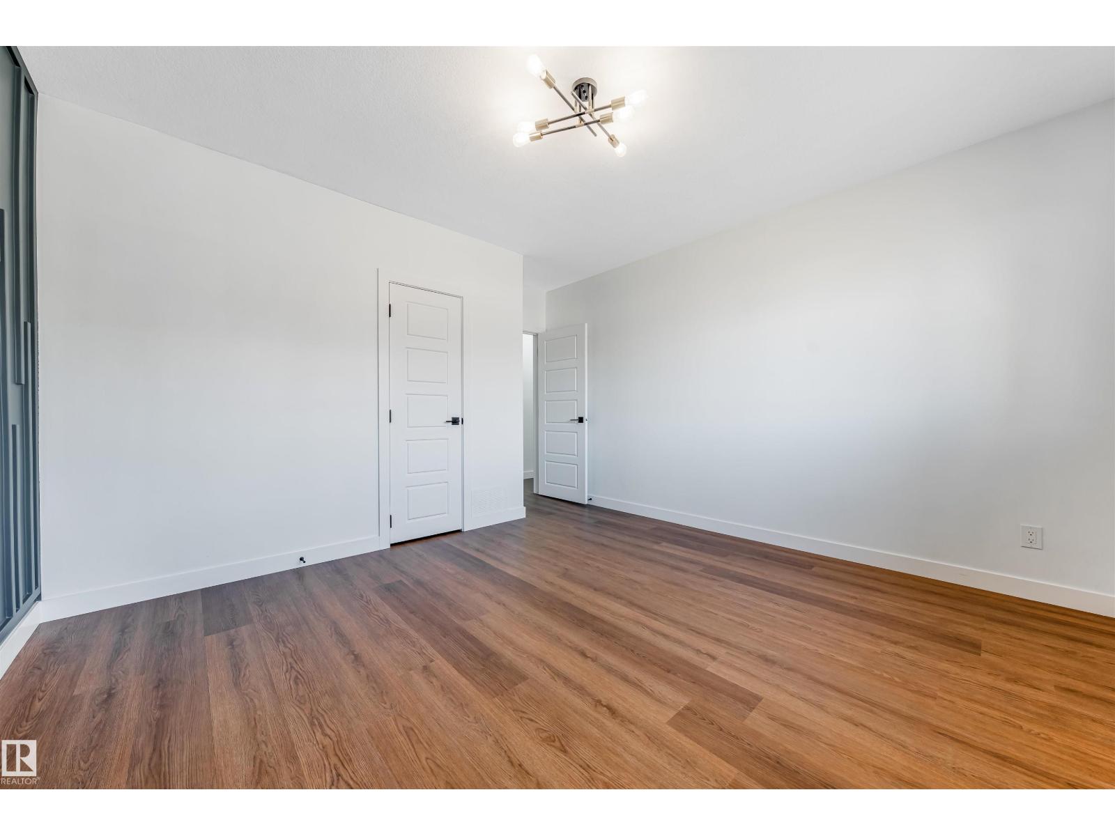 12033 54 ST NW, Edmonton