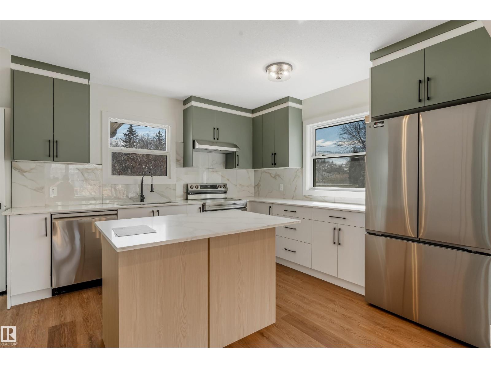 12033 54 ST NW, Edmonton