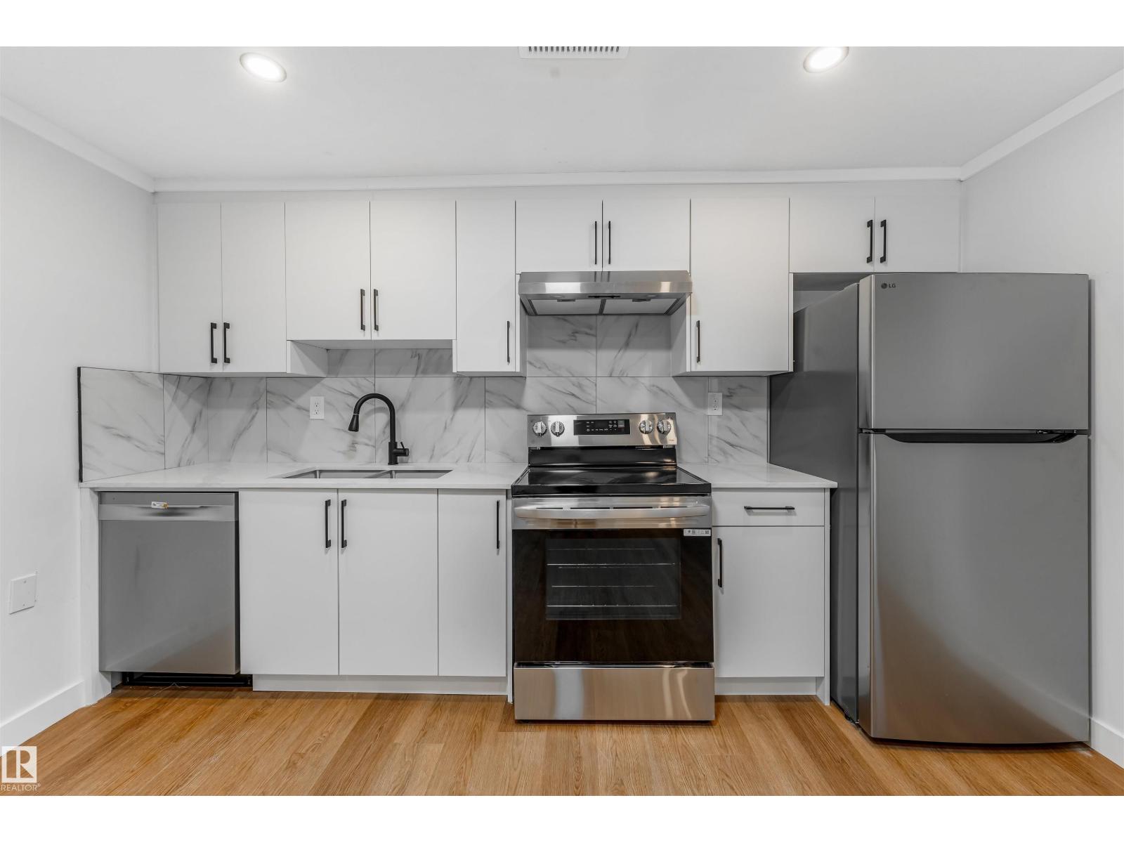 12033 54 ST NW, Edmonton