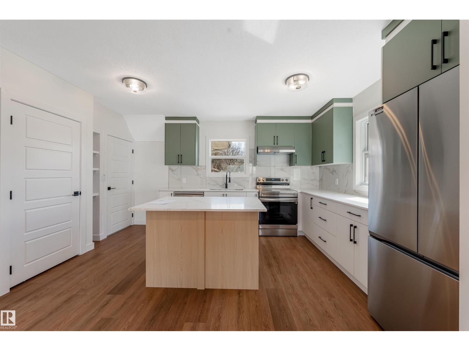 12033 54 ST NW, Edmonton