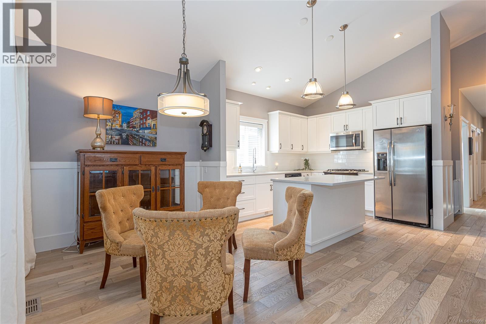 122 Village Way - 21