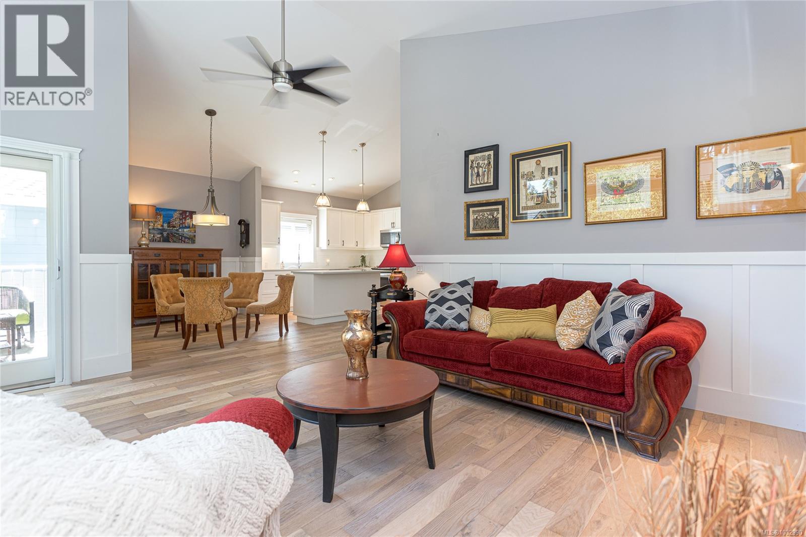 122 Village Way - 7