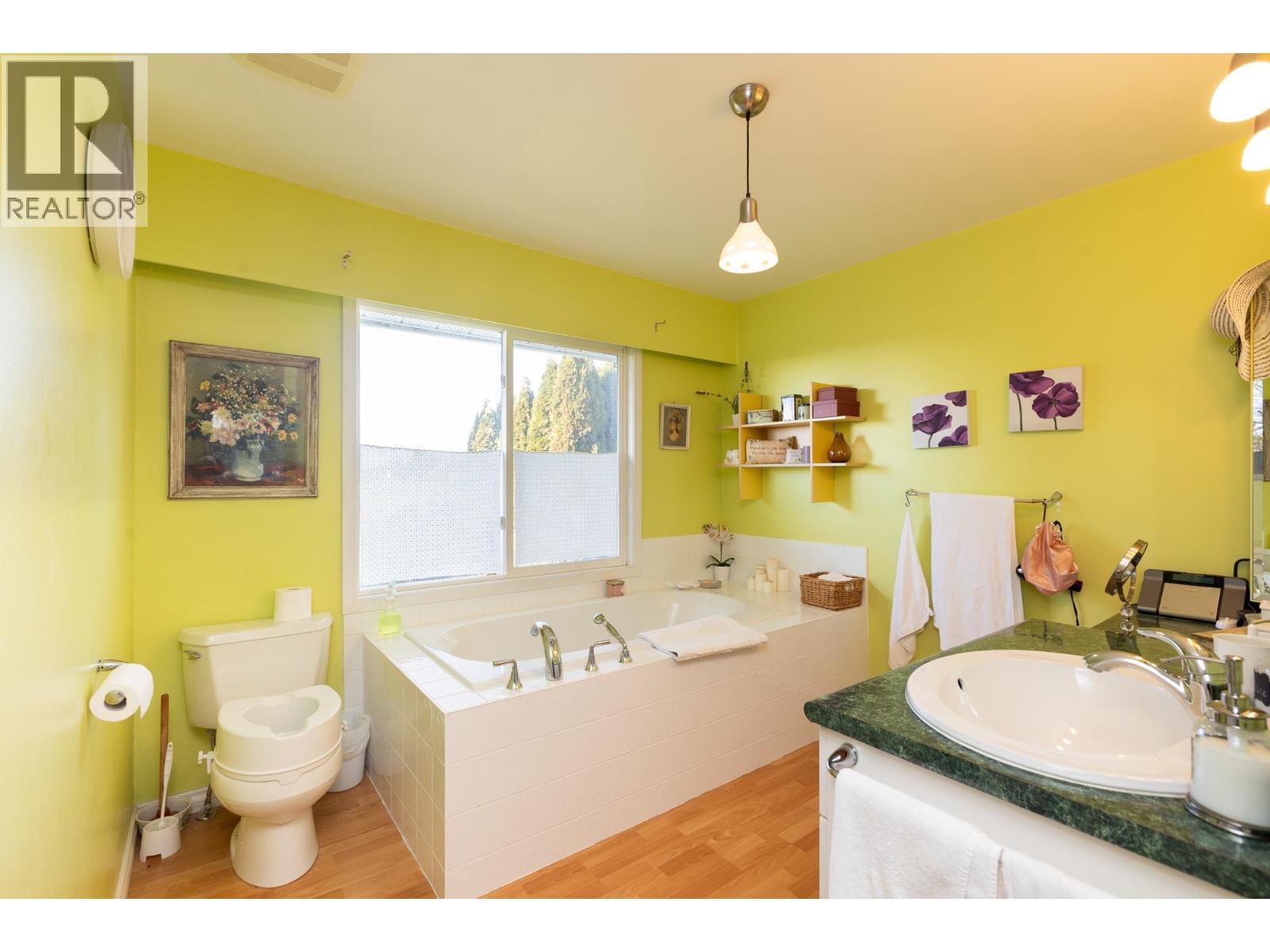 4351 48A Street, Delta