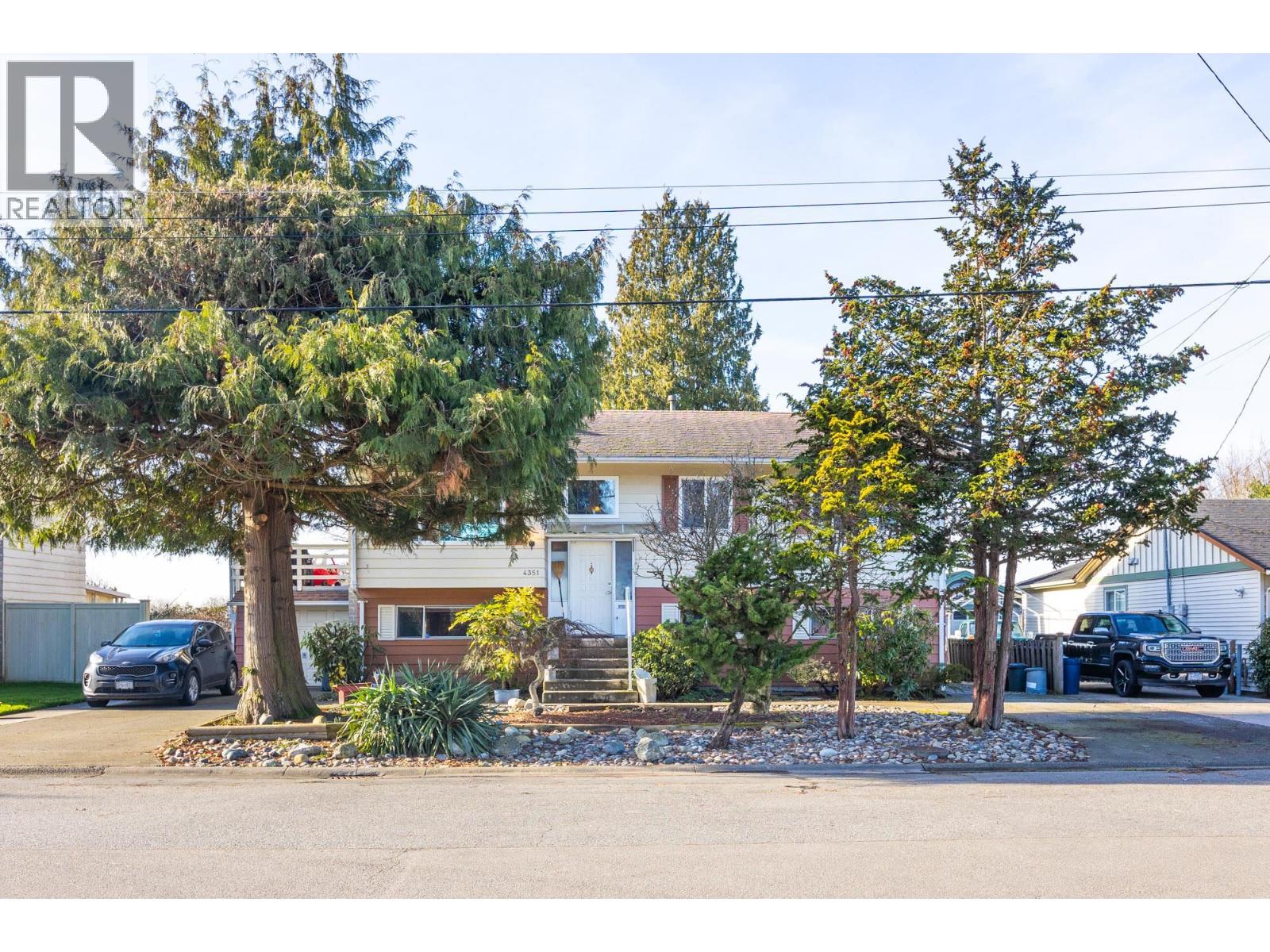 4351 48A Street, Delta