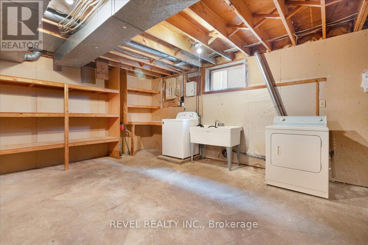 18 MARCEL PLACE — photo 34