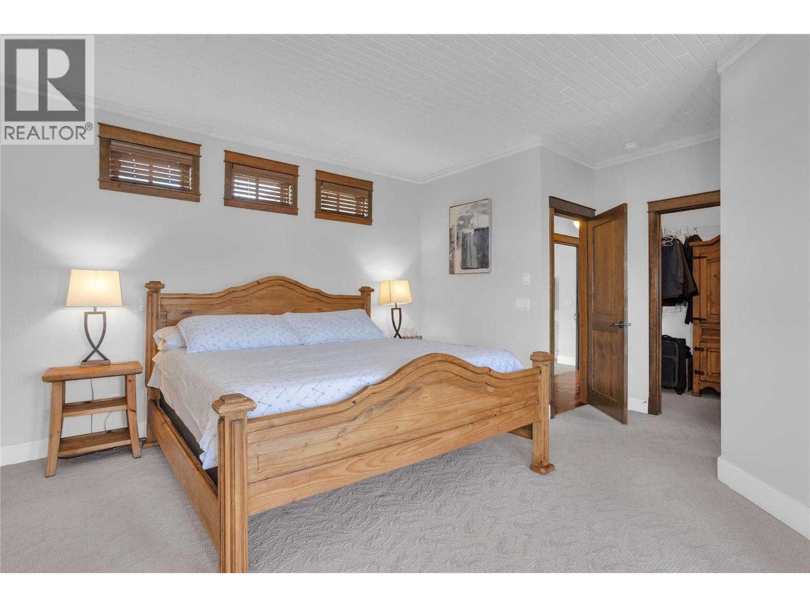  1208 Peak Point Drive, West Kelowna