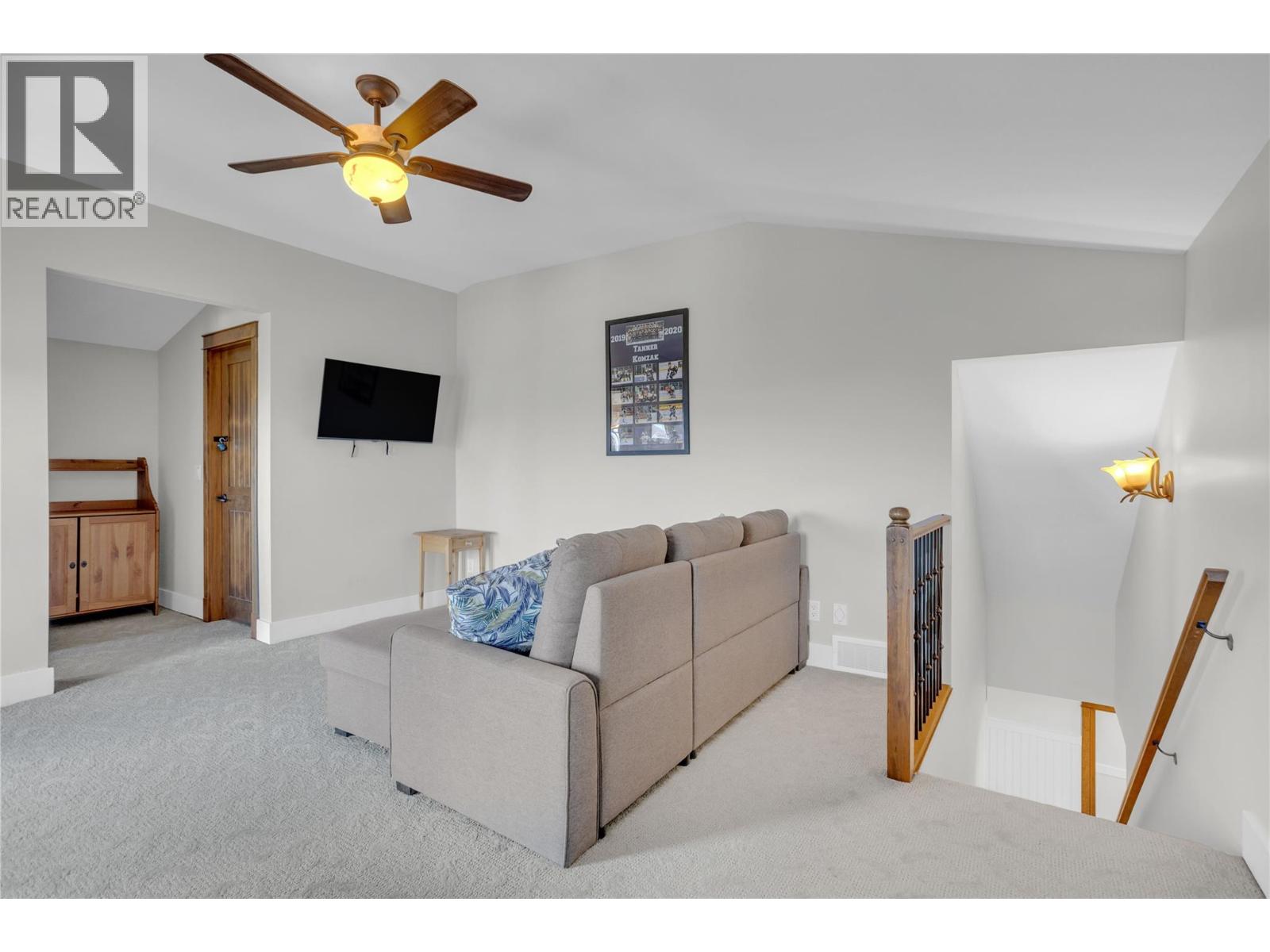  1208 Peak Point Drive, West Kelowna