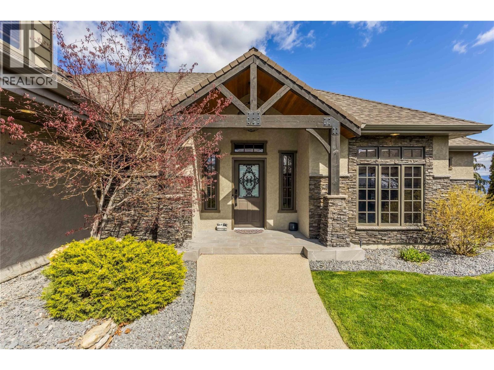 1208 Peak Point Drive, West Kelowna