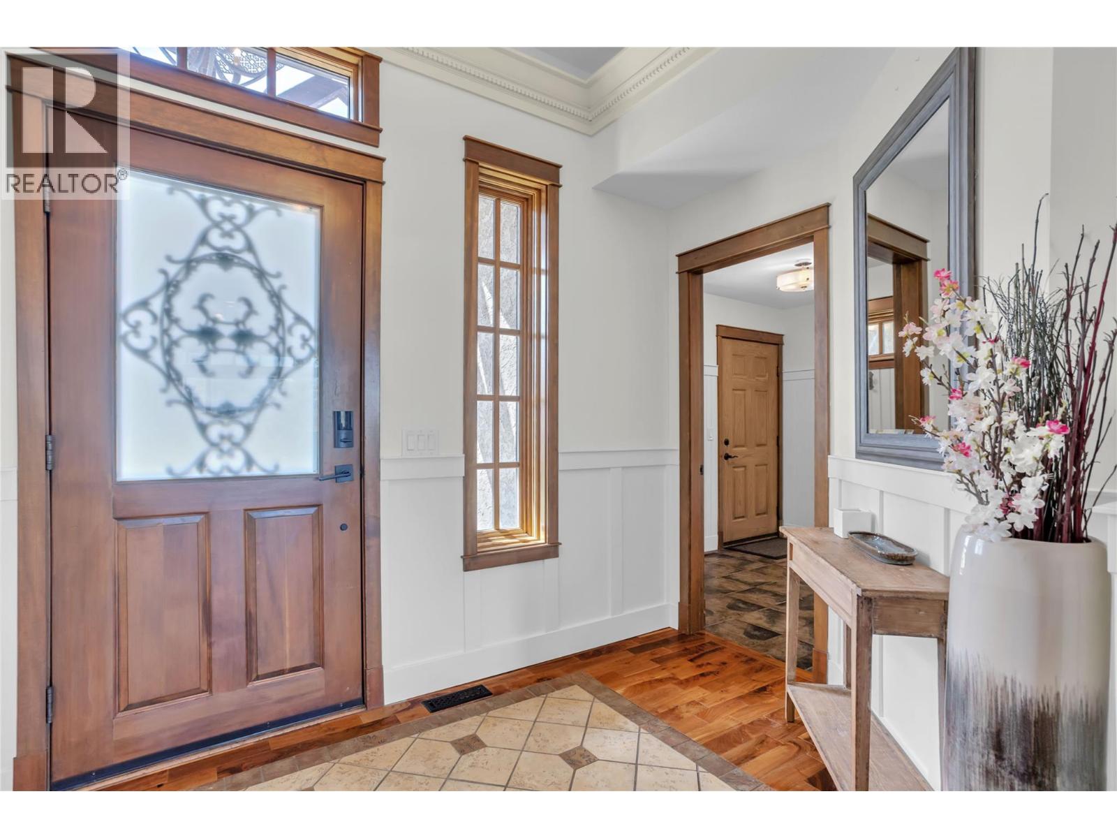  1208 Peak Point Drive, West Kelowna