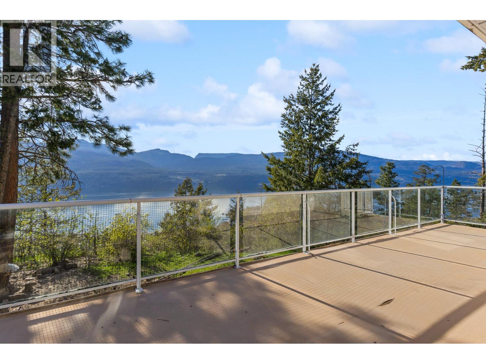 15524 Barkley Road, Lake Country