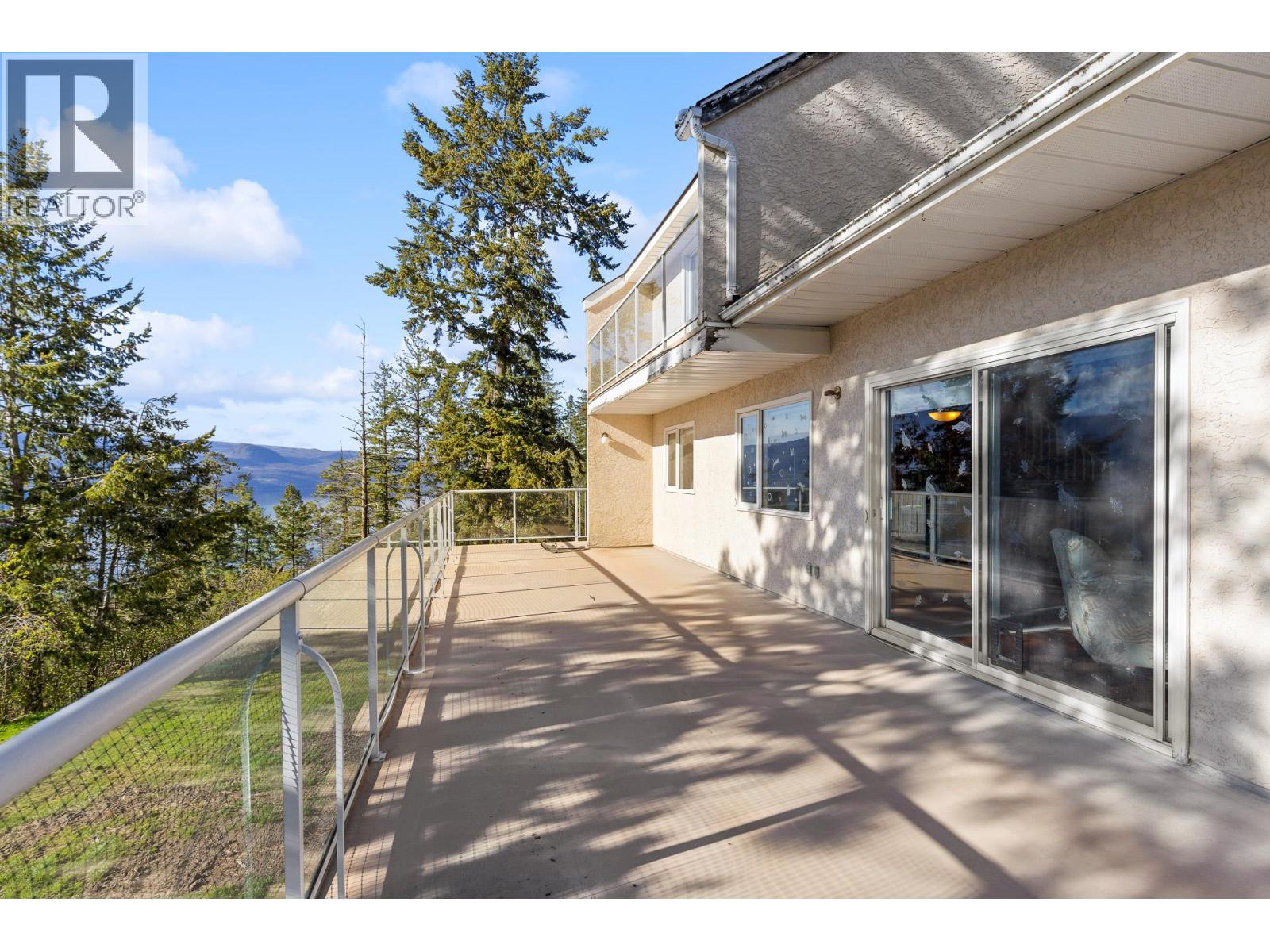 15524 Barkley Road, Lake Country