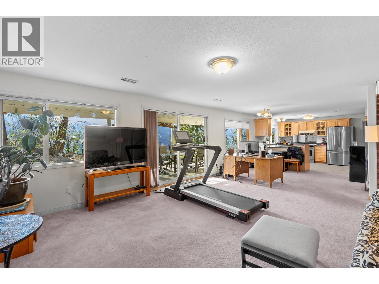 15524 Barkley Road, Lake Country